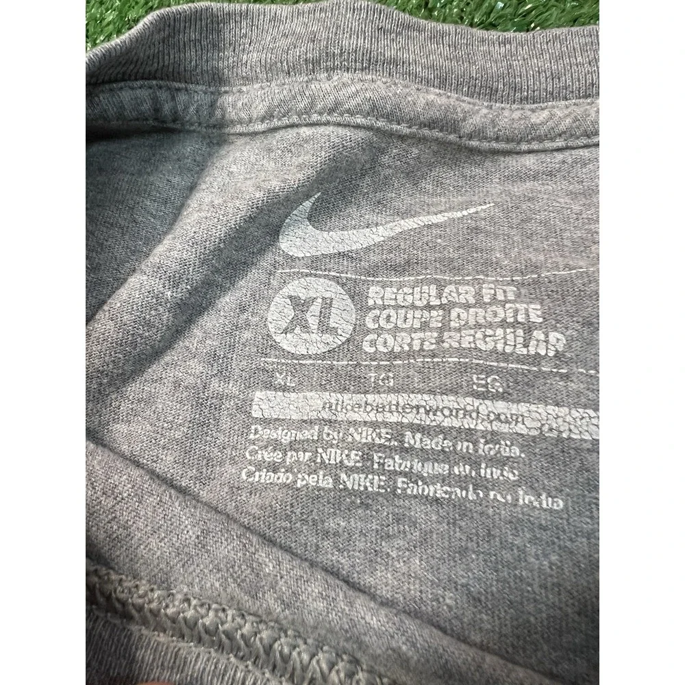 Nike New‎ England Patriots Super Bowl XLIX Champions Gray T-shirt Size XLarge